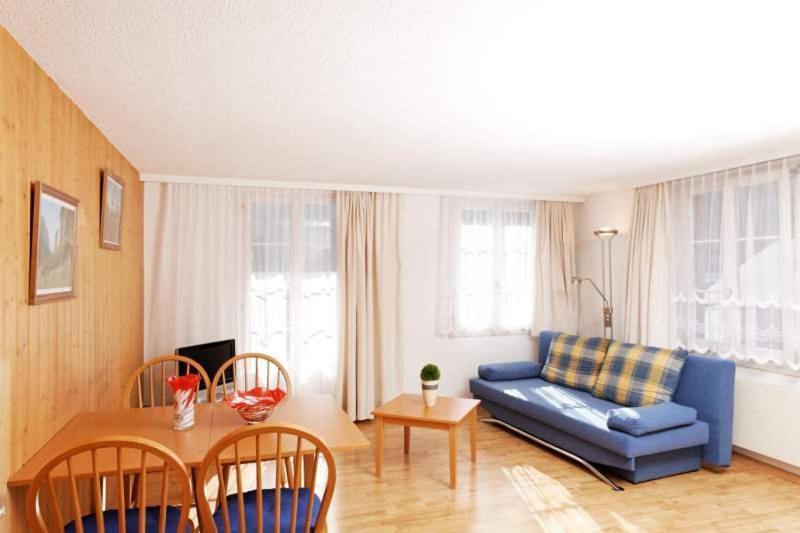 Ferienwohnung Bahnhoefli เลาเทอร์บรุนเนน ห้อง รูปภาพ